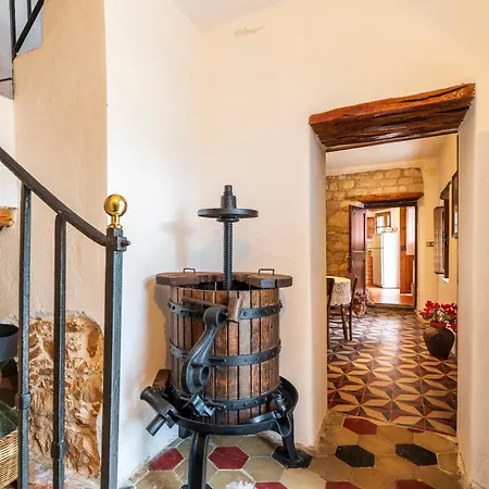Il Borgo - Casa Ottocentesca * Baunei
