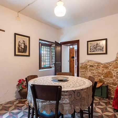 Holiday home Il Borgo - Casa Ottocentesca *