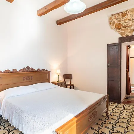 Holiday home Il Borgo - Casa Ottocentesca Baunei