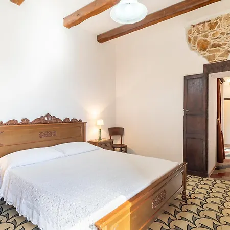 Tatil Evi Il Borgo - Casa Ottocentesca Baunei