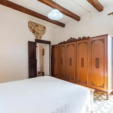 Nyaraló Il Borgo - Casa Ottocentesca Baunei